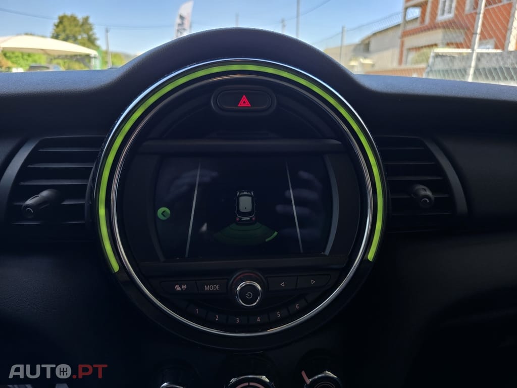 MINI Cooper ONE FIRST