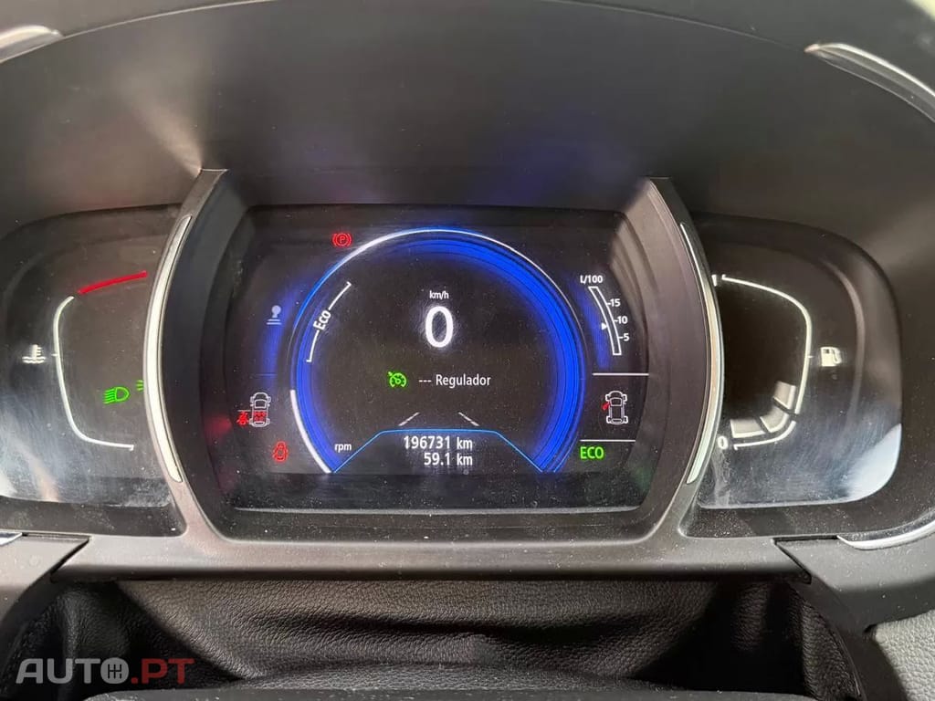 Renault Grand Scénic BLUE dCi 120 BLACK EDITION