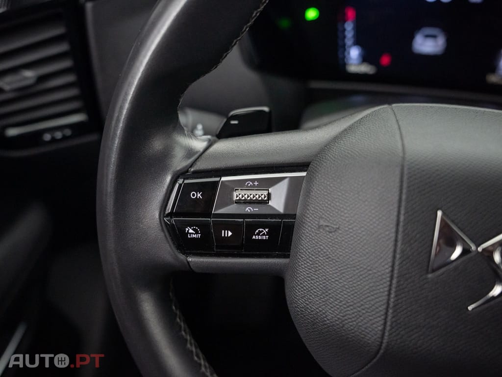 DS DS4 1.5 BlueHDi Bastille + EAT8