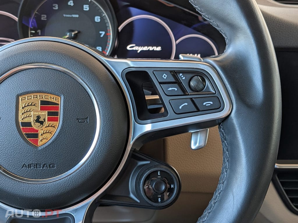 Porsche Cayenne E-Hybrid Tiptronic S
