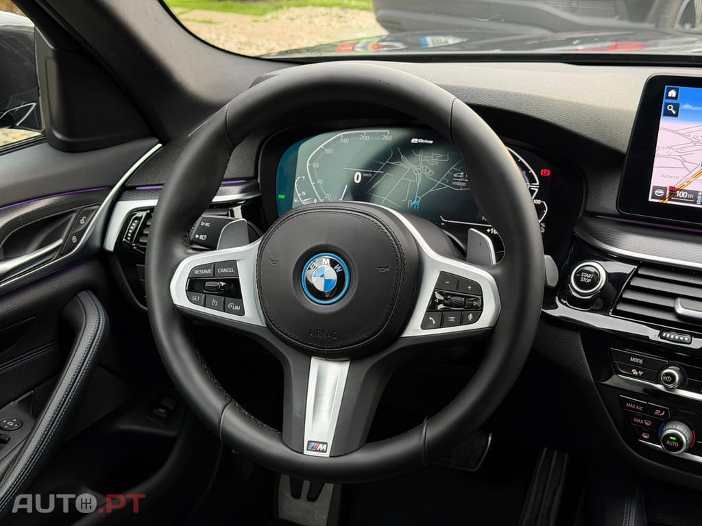 BMW 530 e Pack Desportivo M