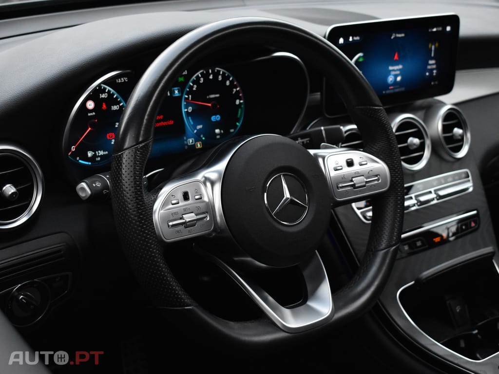 Mercedes-Benz GLC 300 e Coupe 4Matic 9G-TRONIC AMG Line