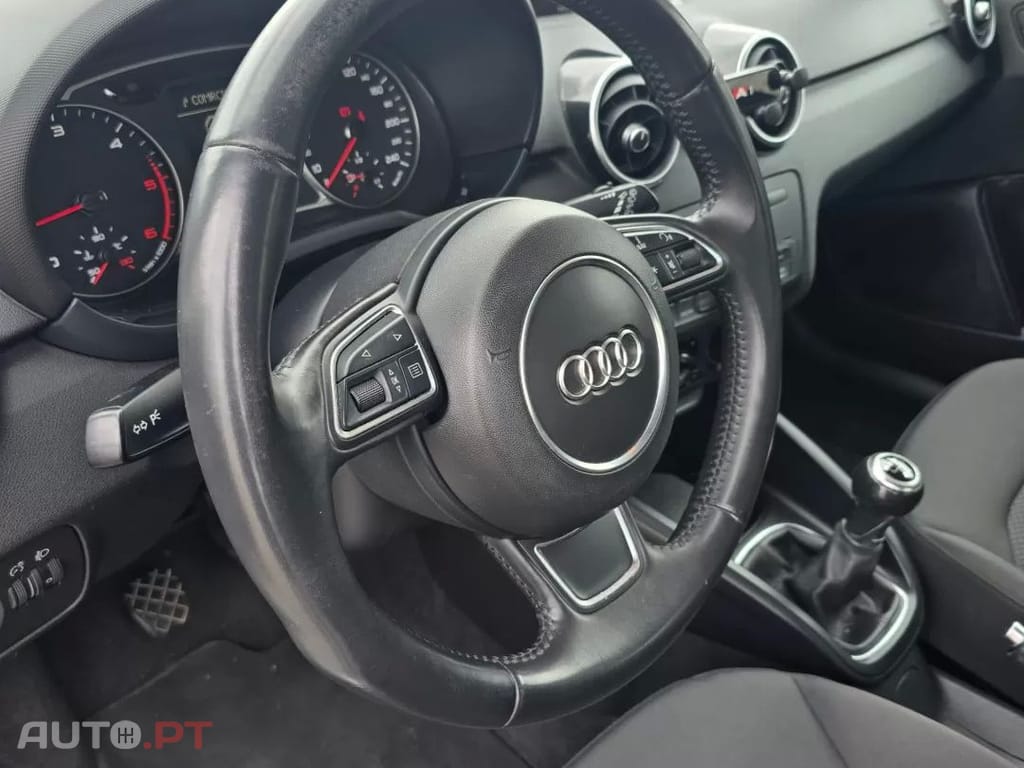 Audi A1 1.6 TDI S-line