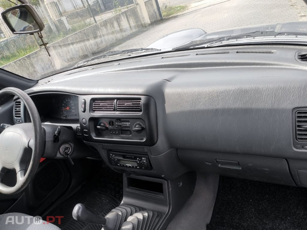 Mitsubishi L200 2.5TDI 4X4 3LUG