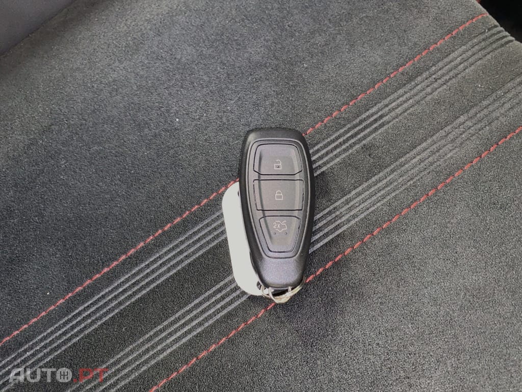 Ford Kuga 2.5 PHEV ST-Line X