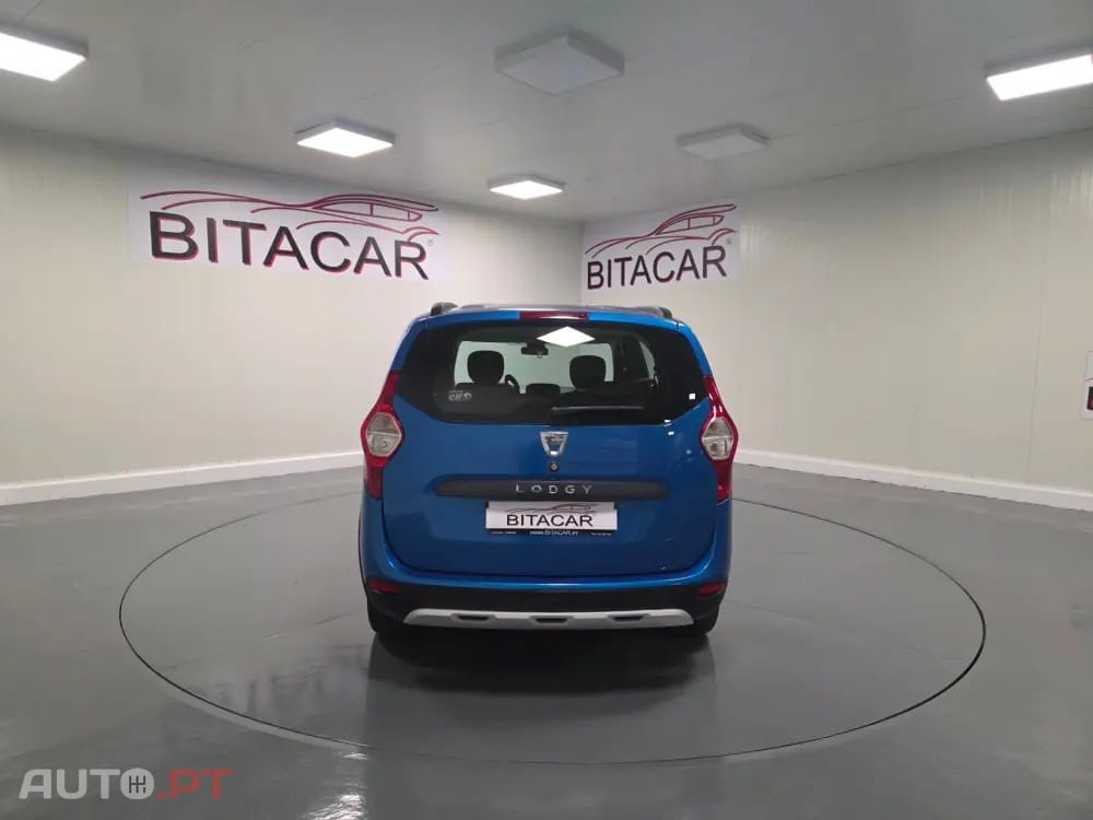 Dacia Lodgy 1.5 dCi Stepway 7L