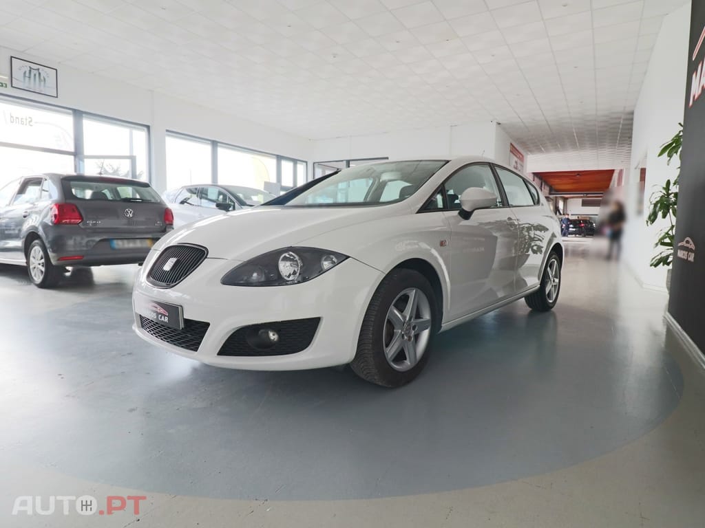 Seat Leon 1.6 TDI DPF Ecomotive Style