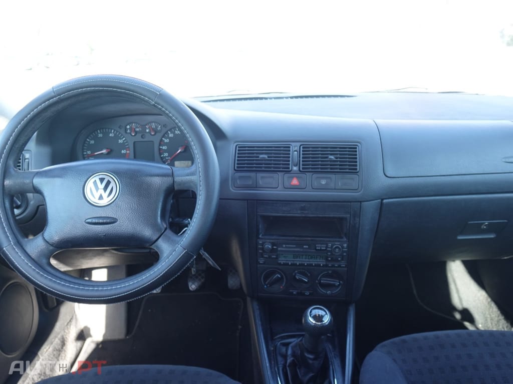 Volkswagen Golf 1.4i Confortline
