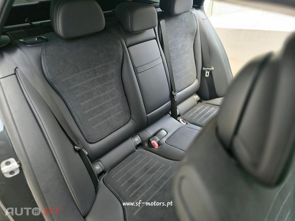 Mercedes-Benz C 300 e AMG Line