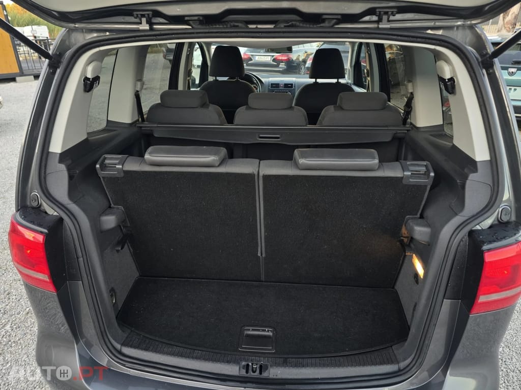Volkswagen Touran 1.6 TDI Blue.Confortline 7L
