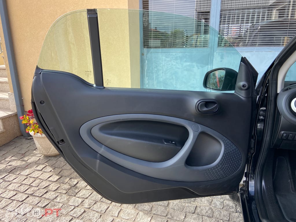 Smart ForTwo 1.0i Coupé