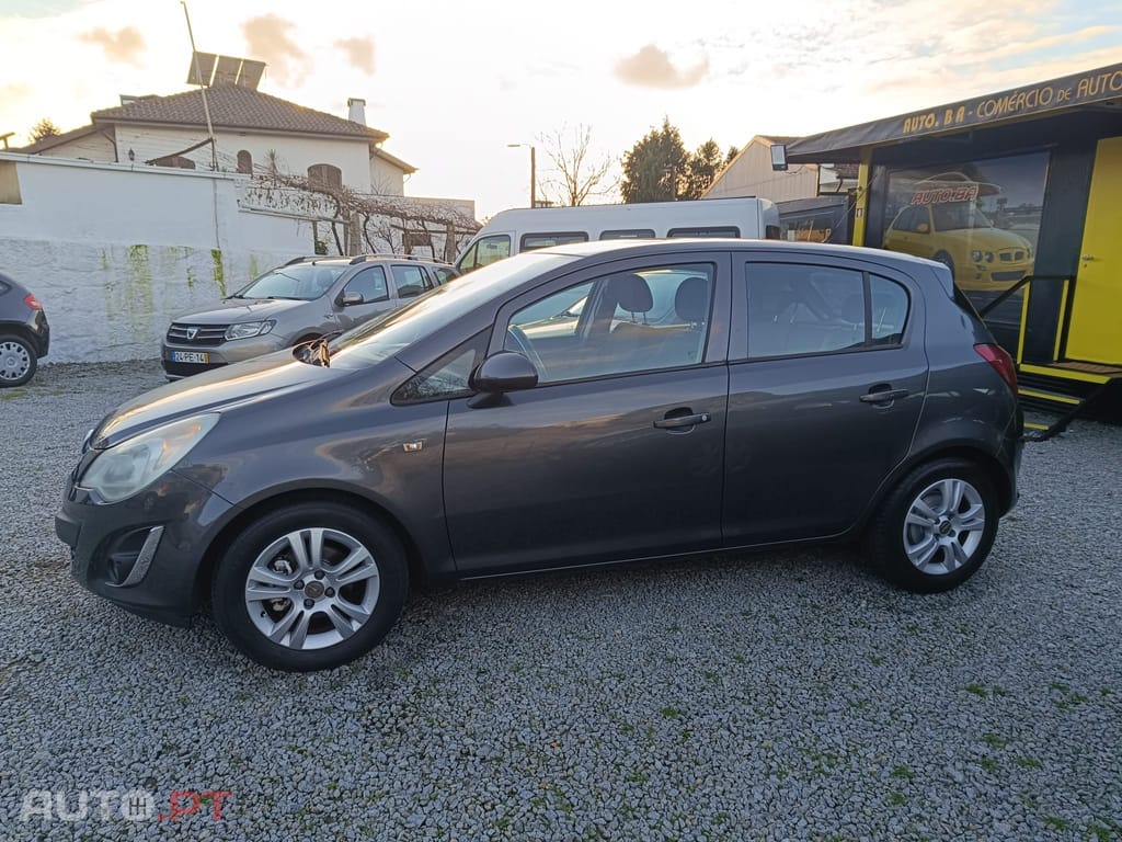 Opel Corsa 1.2 Enjoy
