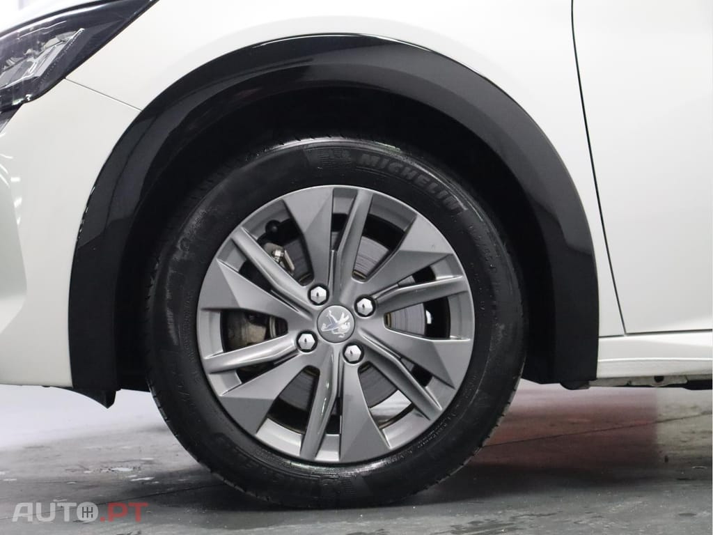 Peugeot 208 Allure Versão Eléctrica