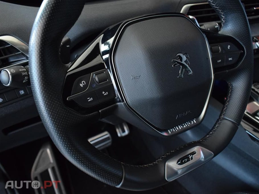 Peugeot 3008 1.6 Hybrid4 GT e-EAT8