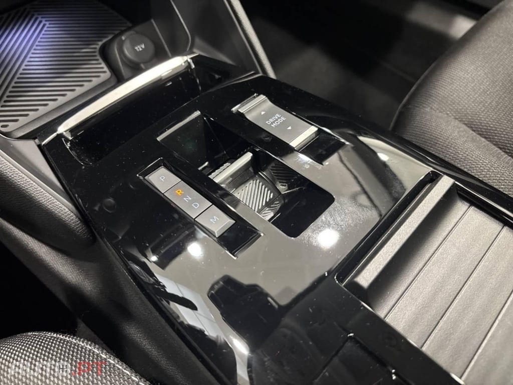 Citroen C4 X Híbrido 136 ë-DCS6 Plus I.V.A DEDUTIVEL 