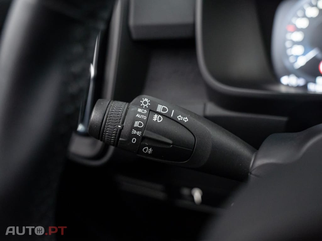 Volvo XC40 1.5 T2 Momentum Core