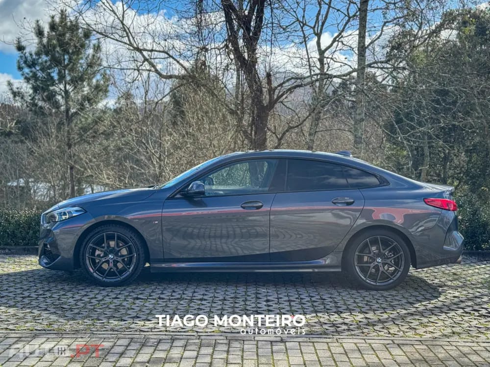 BMW 218 i Pack Desportivo M