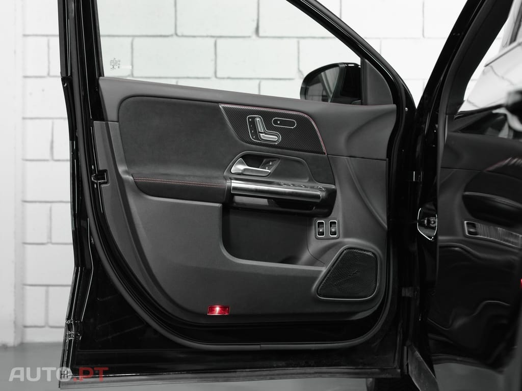 Mercedes-Benz GLA 250 e 8G-DCT AMG Line