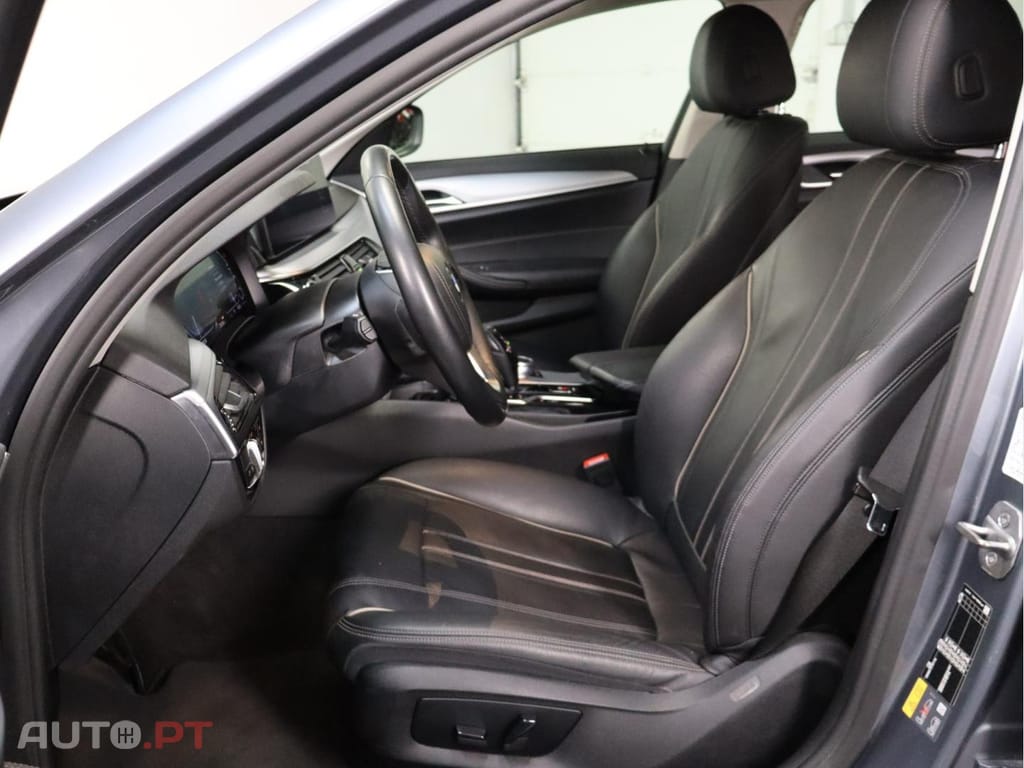 BMW 530 e Auto Line Luxury