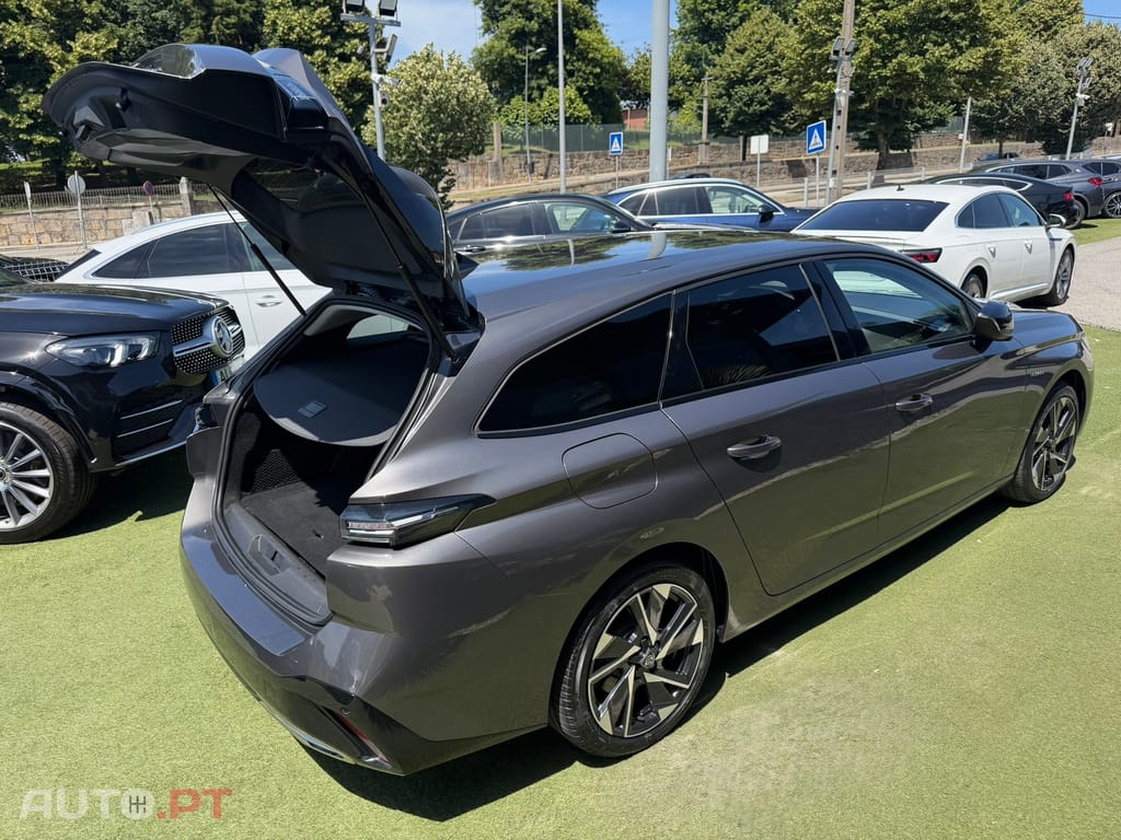 Peugeot 308 SW 1.6 Hybrid Allure Pack e-EAT8