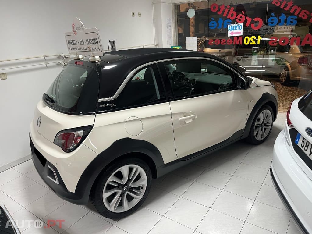 Opel Adam 1.0 T Rocks