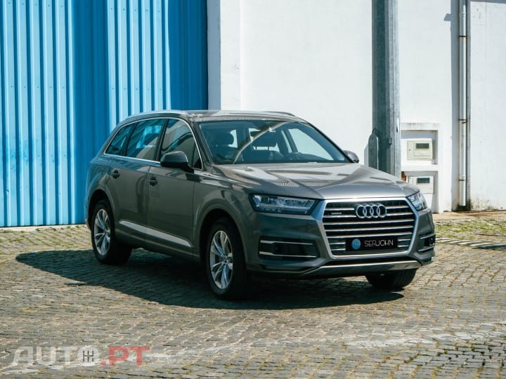 Audi Q7 3.0 TDi quattro Tiptronic 7L