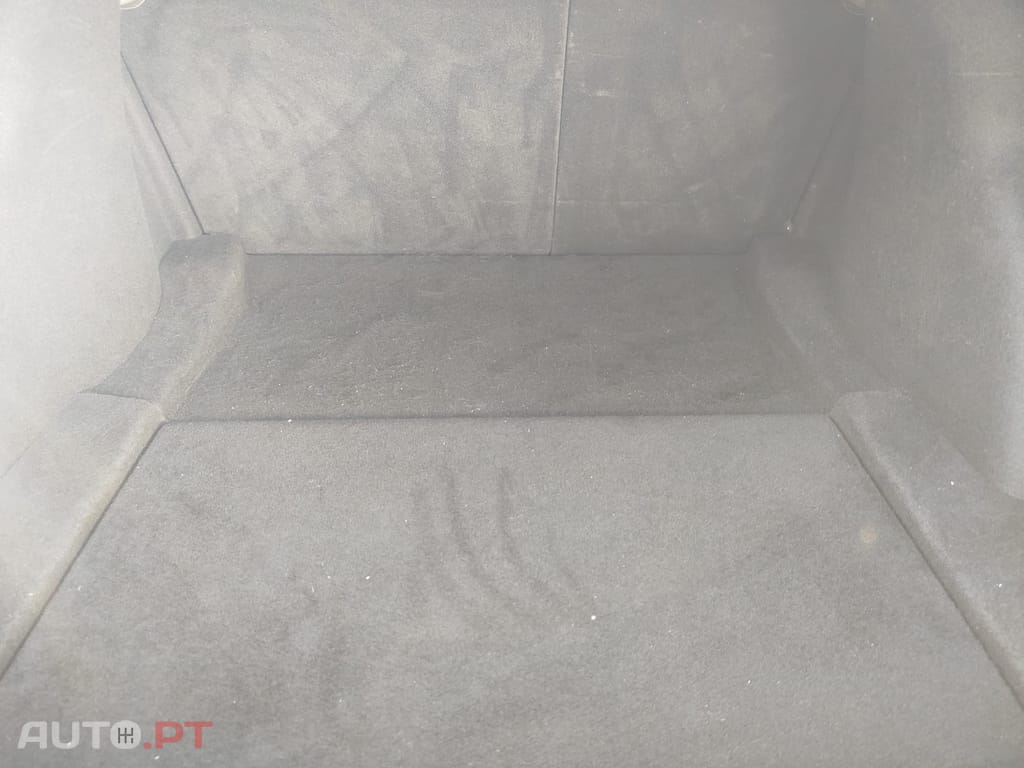 Tesla Model 3 Tração Traseira