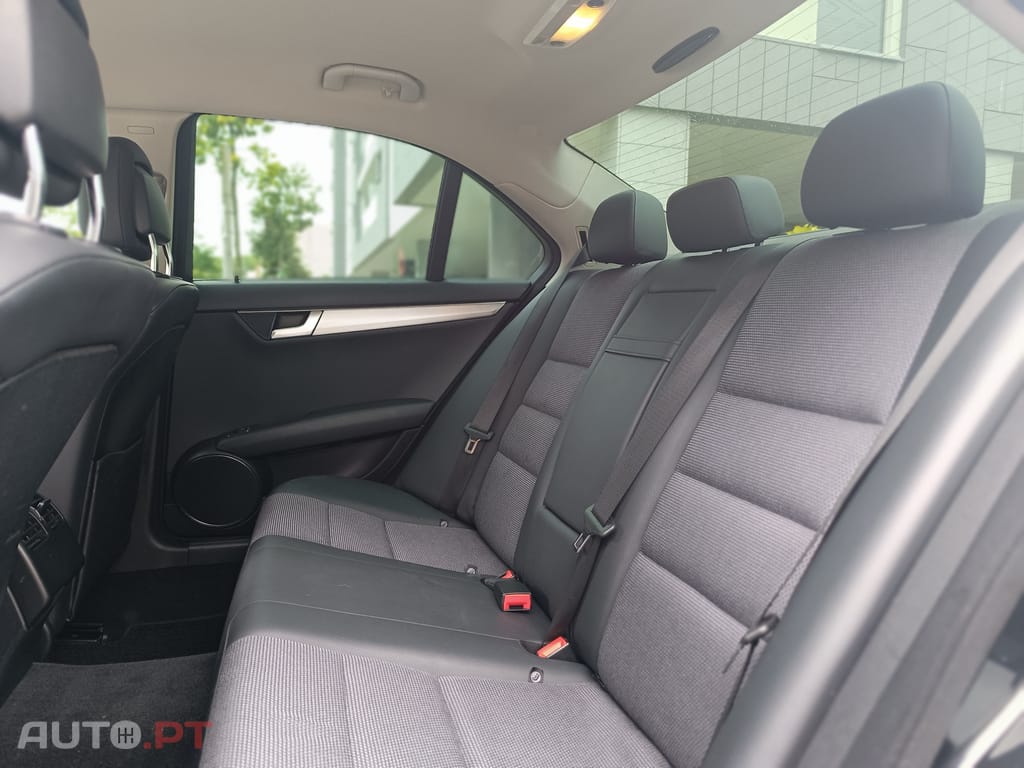 Mercedes-Benz C 180 CGi Avantgarde BlueEfficiency Aut.
