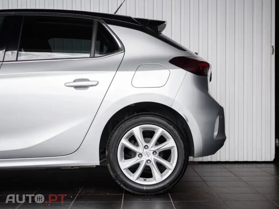 Opel Corsa 1.2 T Business Edition