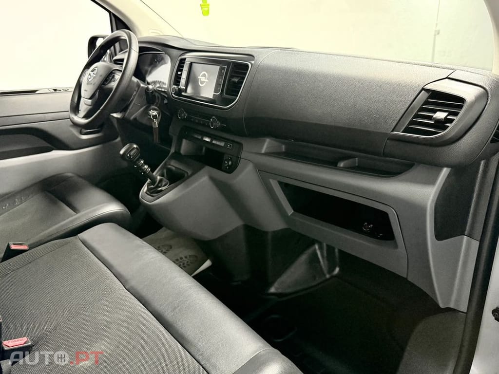 Opel Vivaro 2.0 CDTi L3H1 Essentia Inc