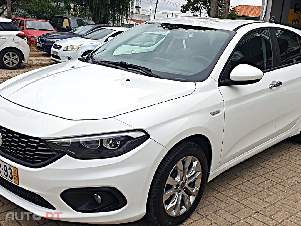 Fiat Tipo 1.3 M-Jet Lounge