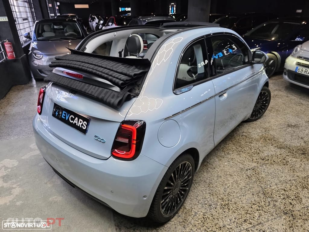 Fiat 500e La Prima
