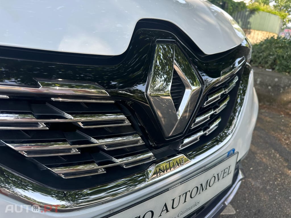 Renault Captur 1.6 E-Tech Plug-In Initiale Paris