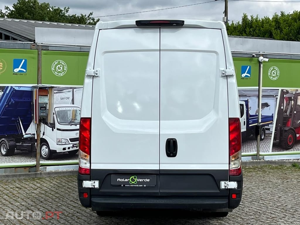 Iveco Daily 35 - 180 CAIXA AUTOMATICA