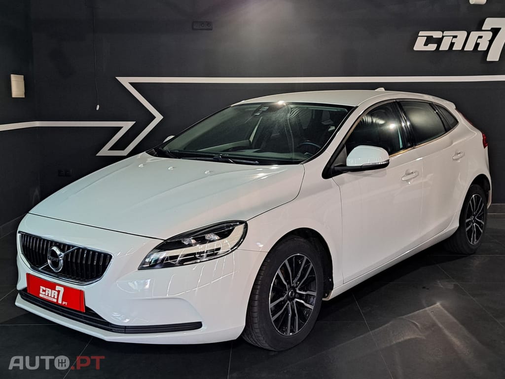 Volvo V40 2.0 D2 Momentum Eco
