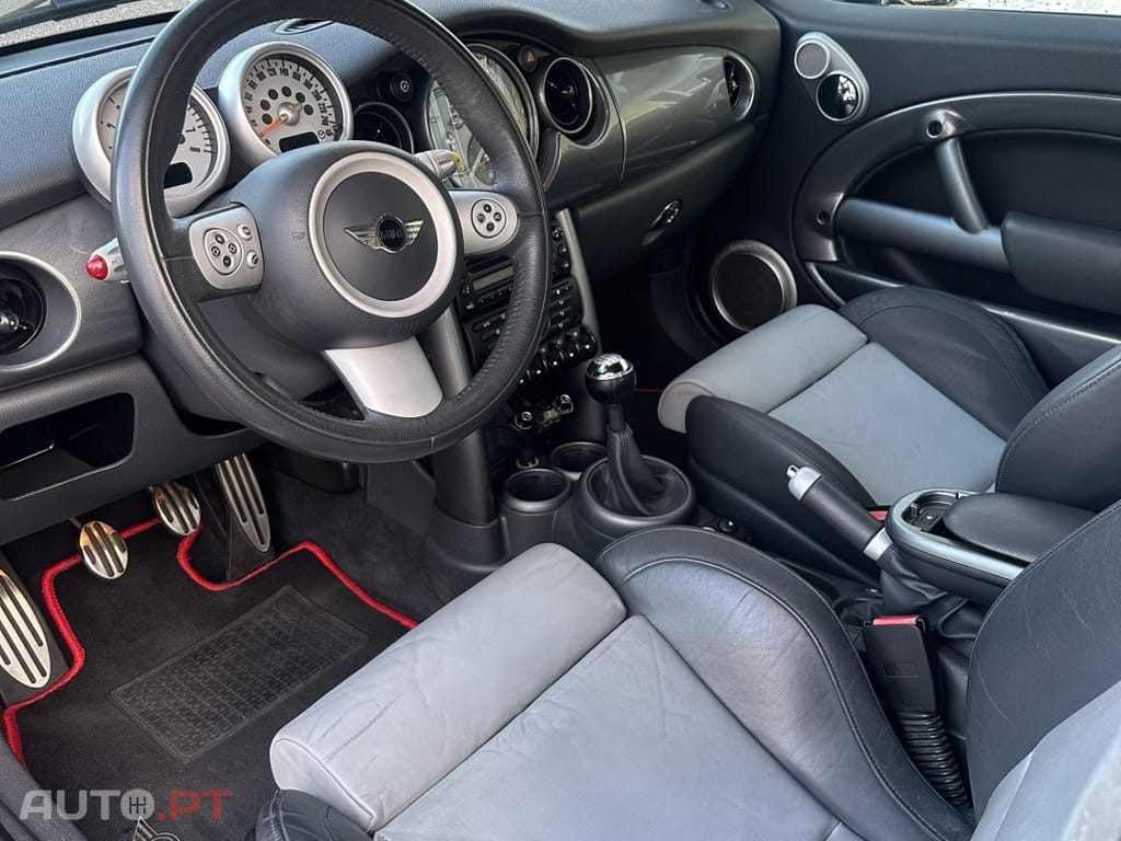 MINI Cabrio John Cooper Works