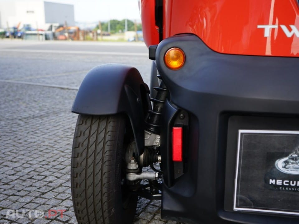 Renault Twizy 80