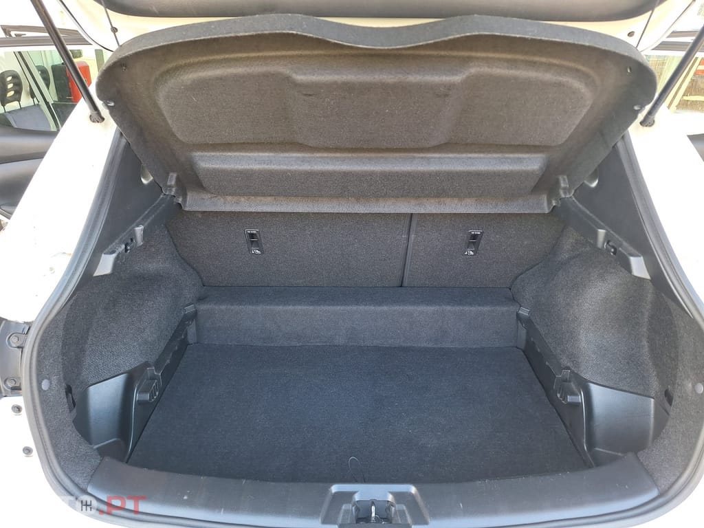 Nissan Qashqai 1.5 dCi Tekna Premium 17 Pack S Pele Preta