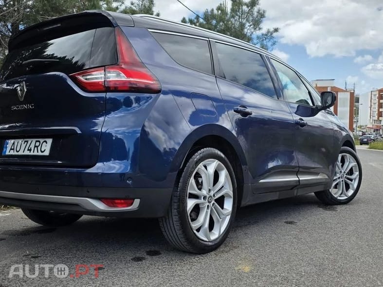 Renault Grand Scénic ENERGY dCi 110 EDC EXPERIENCE