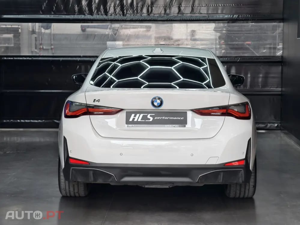 BMW i4 eDrive40