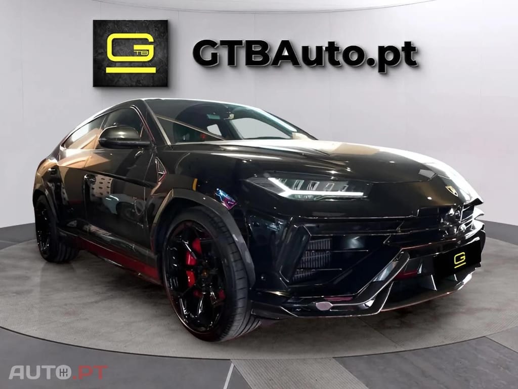 Lamborghini Urus Performante AKRAPOVIC Full Carbon