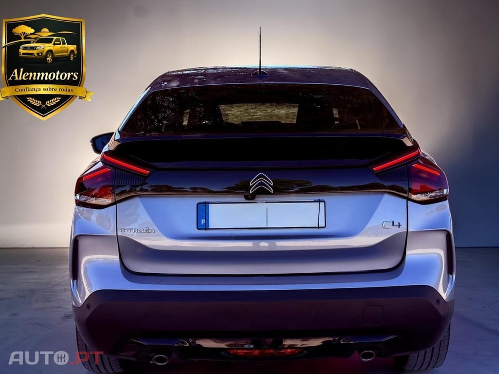 Citroen C4 1.2 PureTech Shine Pack EAT8