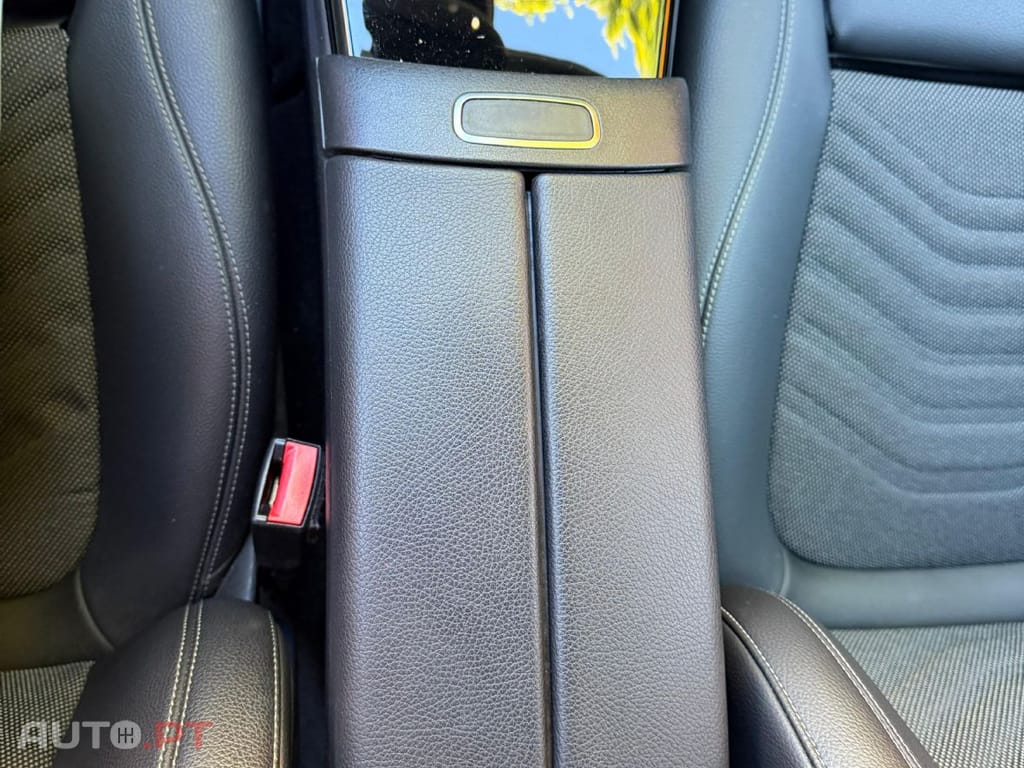 Mercedes-Benz A 180 D STYLE DCT 