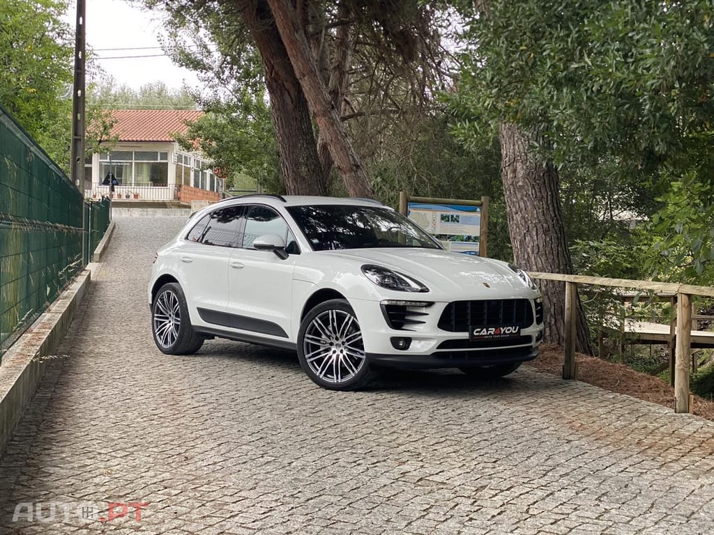 Porsche Macan S