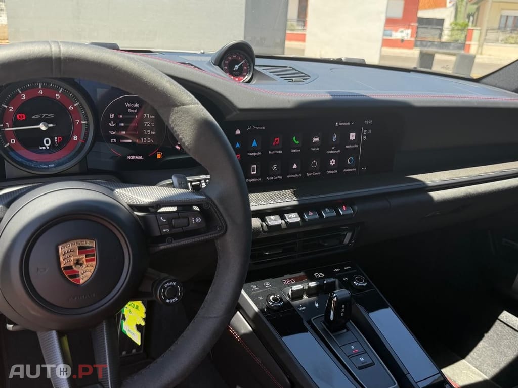 Porsche 911 Carrera 4 GTS PDK