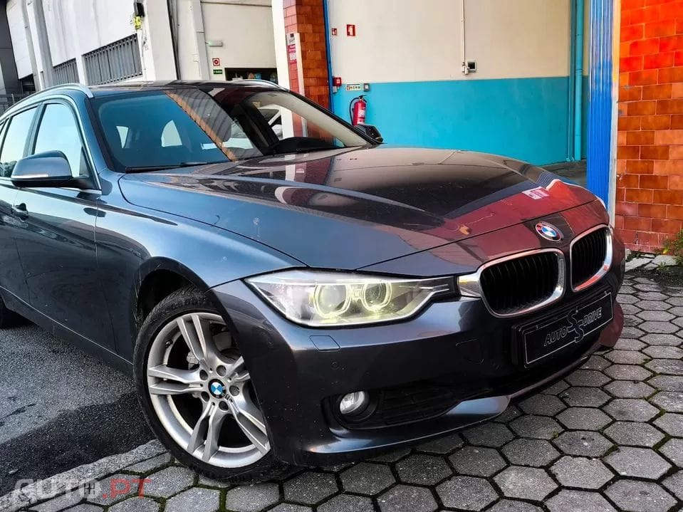BMW 318 d Touring Line Luxury