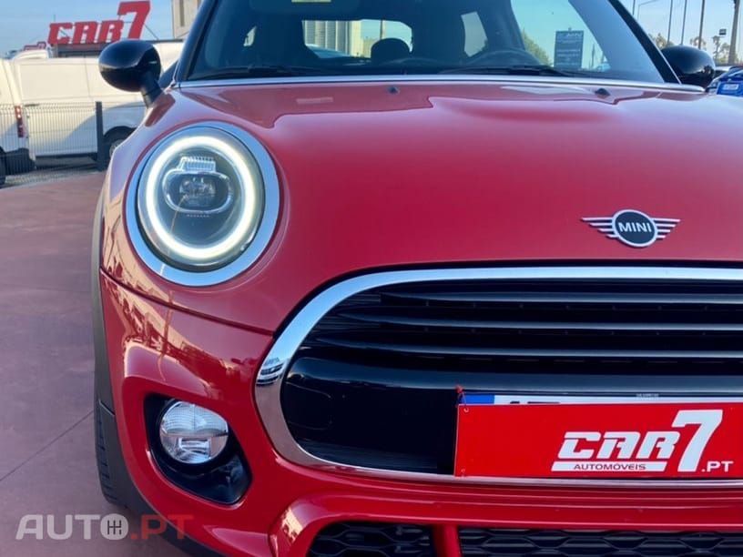 MINI Cooper Auto. John Works