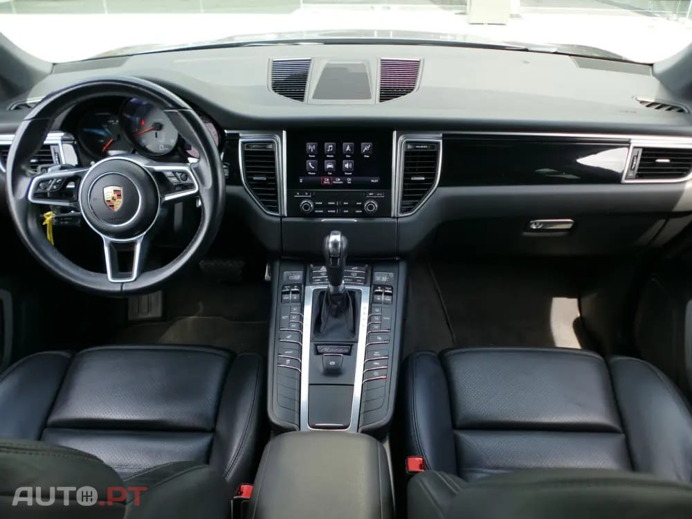 Porsche Macan S