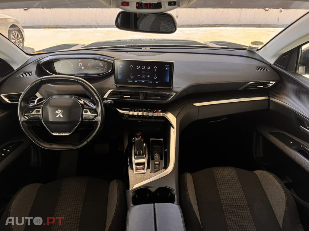 Peugeot 5008 1.5 BlueHDi Allure EAT8