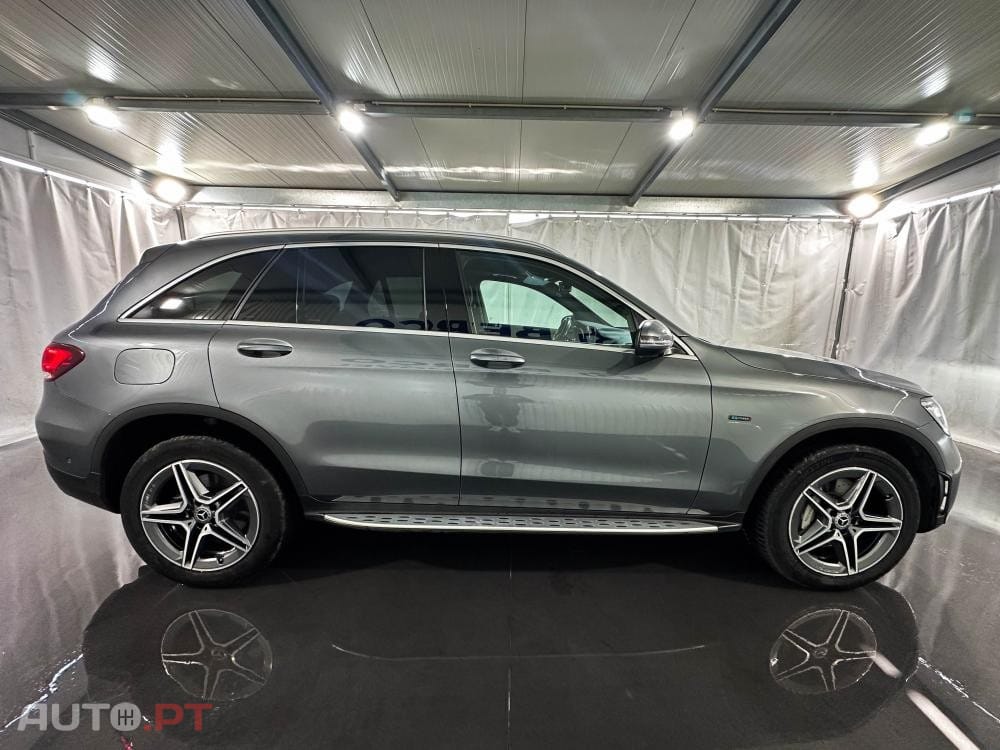Mercedes-Benz GLC 300 e 4Matic 9G-TRONIC Edition AMG Line